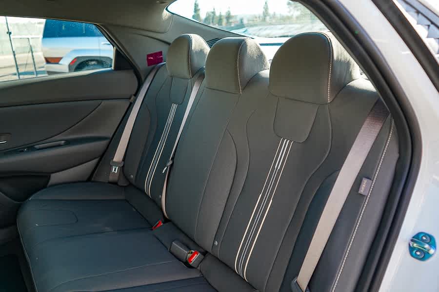 Thumbnail: 2025 Hyundai Elantra - 16