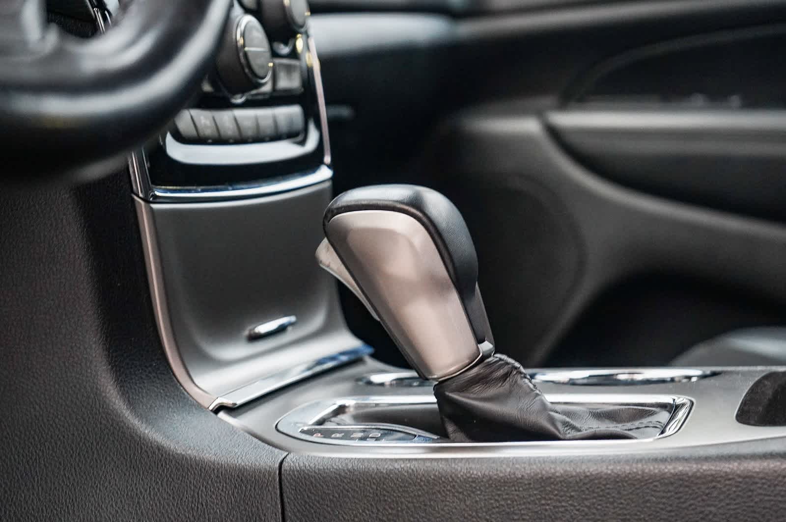 Thumbnail: 2020 Jeep Grand Cherokee - 22