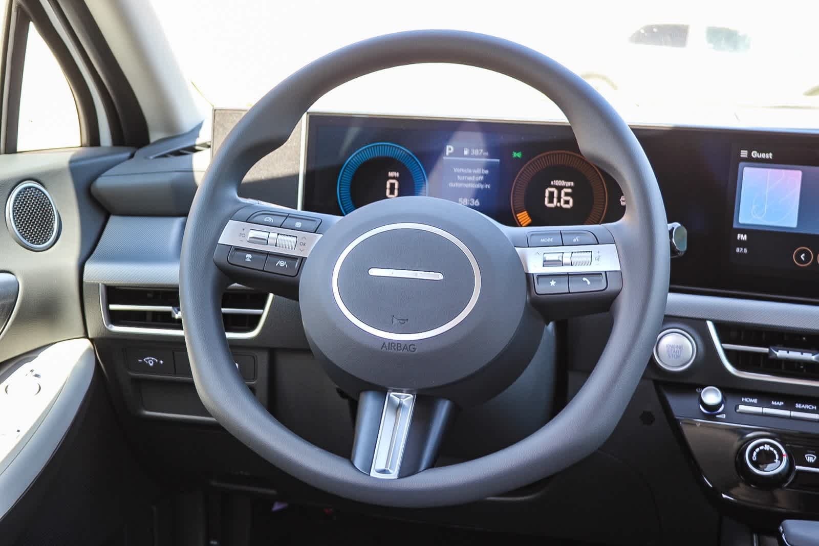 2025 Hyundai Sonata SE 19