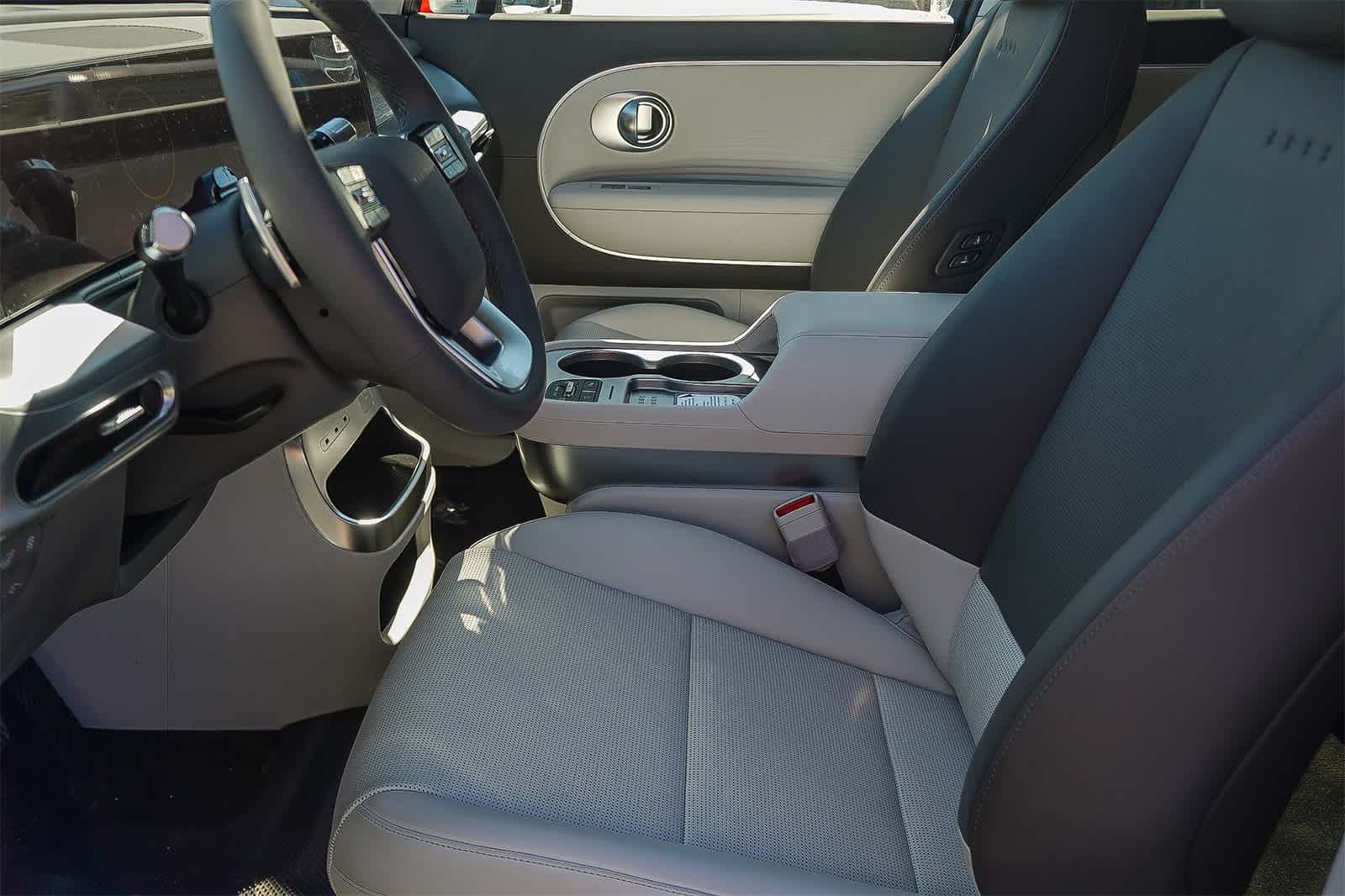 Thumbnail: 2026 Hyundai Ioniq - 20