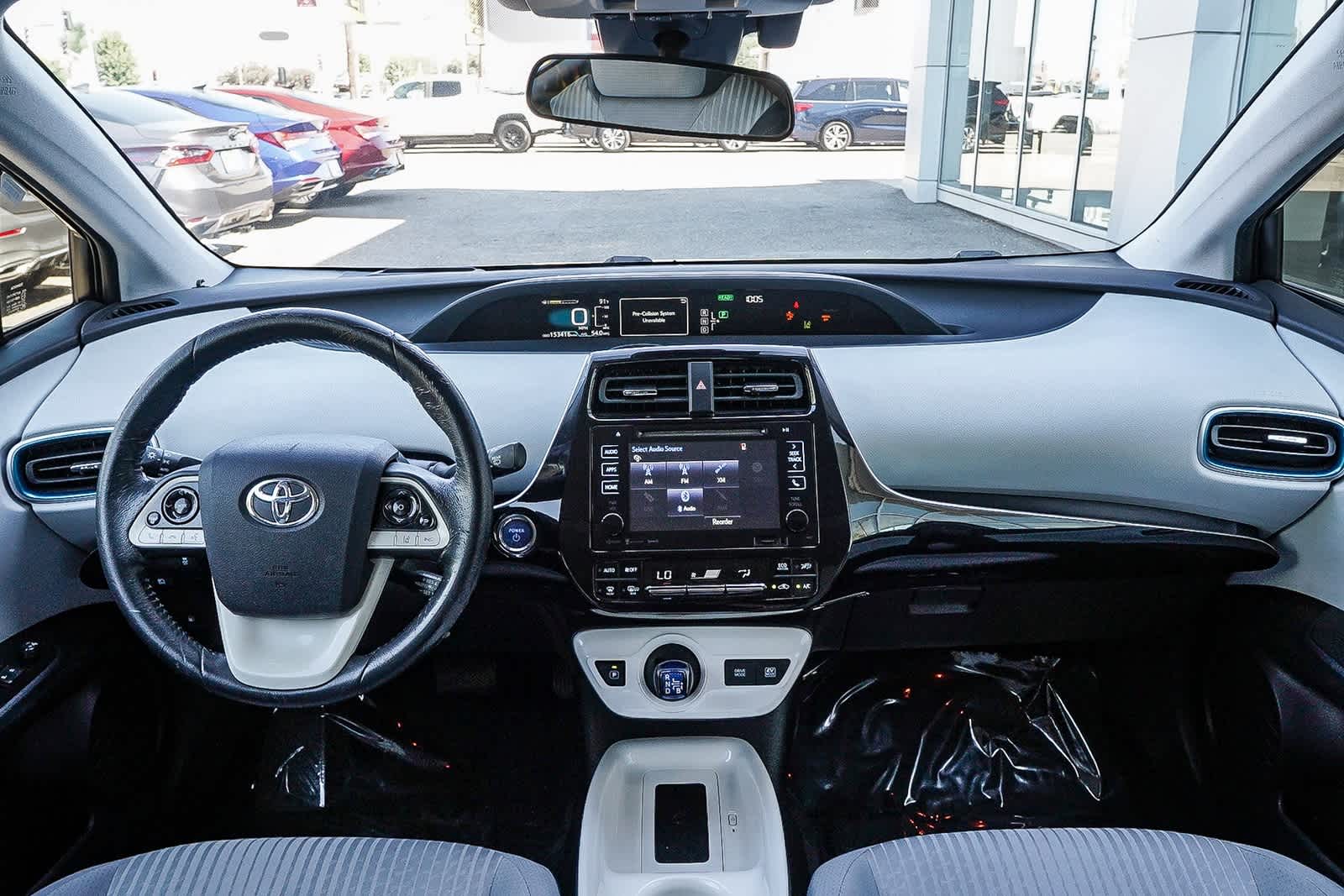 Thumbnail: 2016 Toyota Prius - 12