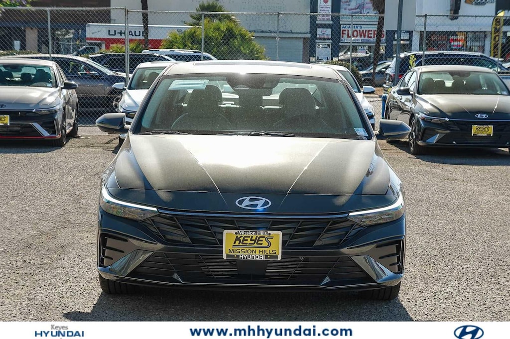 Nuevo Hyundai Elantra Limited Sedán 2026