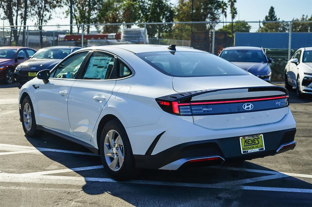 New 2026 Hyundai Sonata SE Sedan