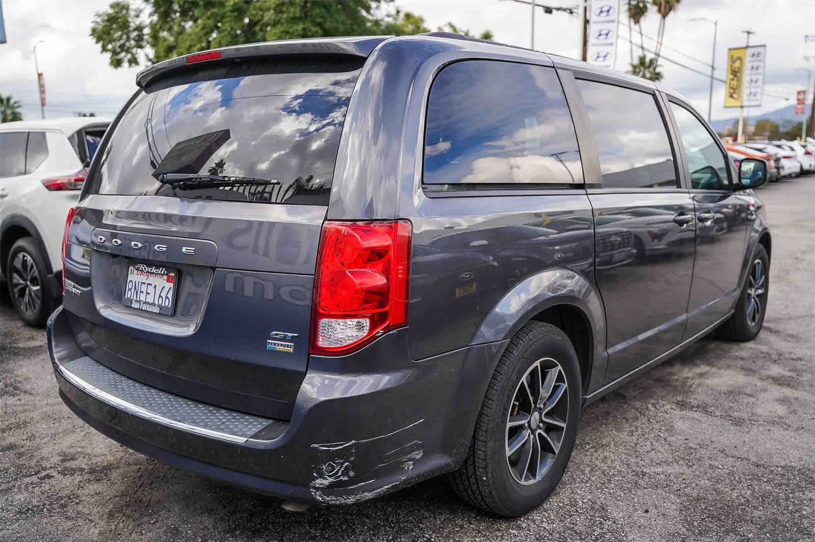 Thumbnail: 2018 Dodge Grand Caravan - 10