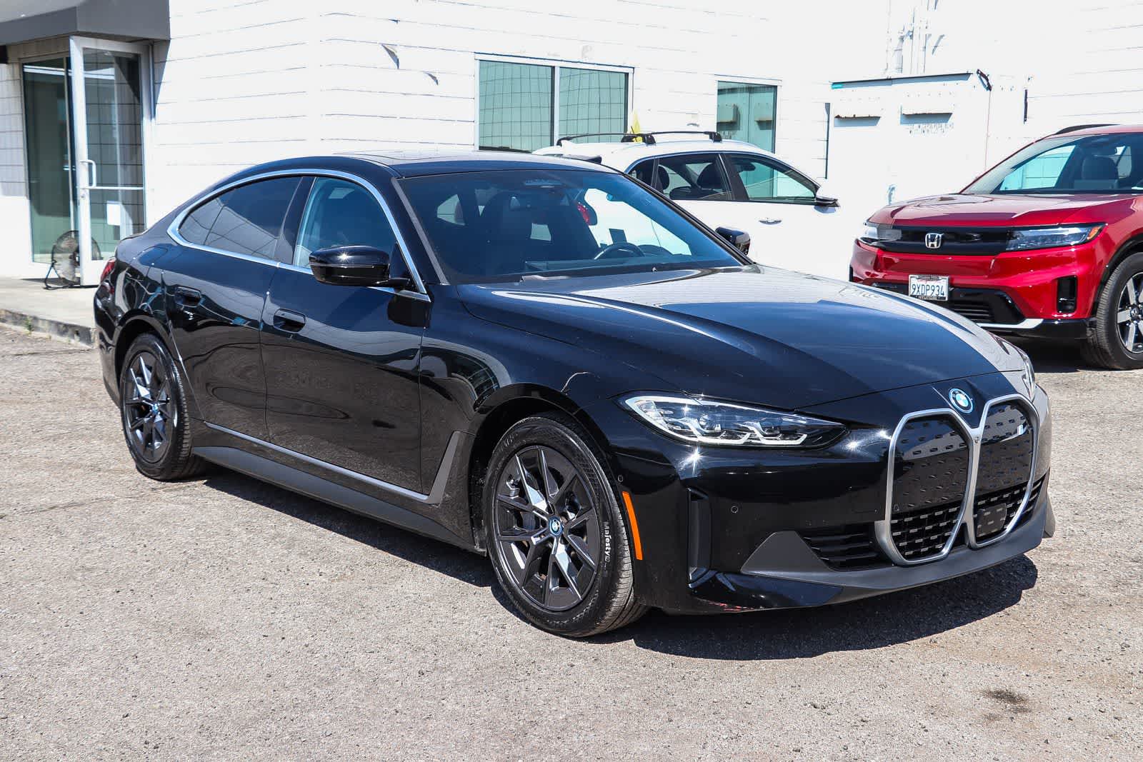 Thumbnail: 2023 BMW i4 - 5