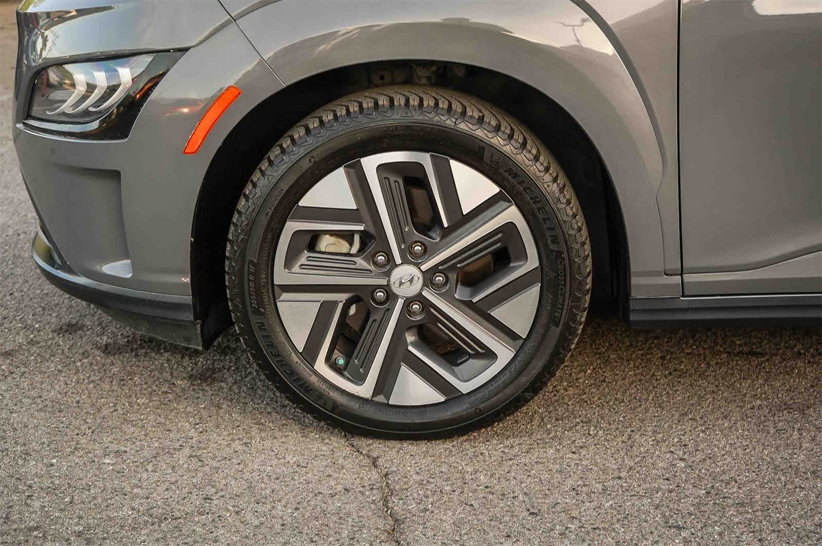 Thumbnail: 2022 Hyundai Kona - 3