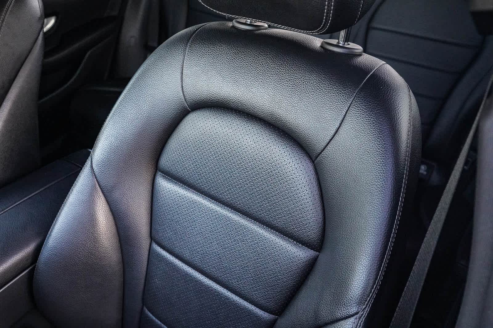 Thumbnail: 2020 Mercedes-Benz GLC - 25