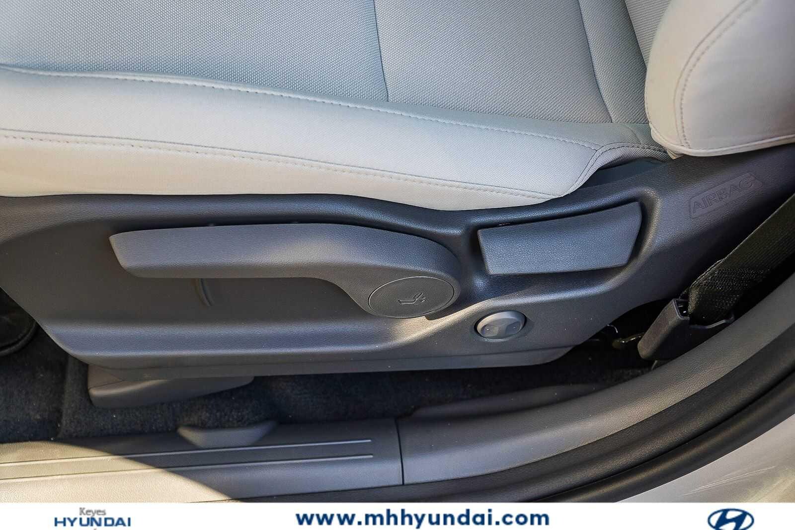 Thumbnail: 2026 Hyundai Santa Fe - 23