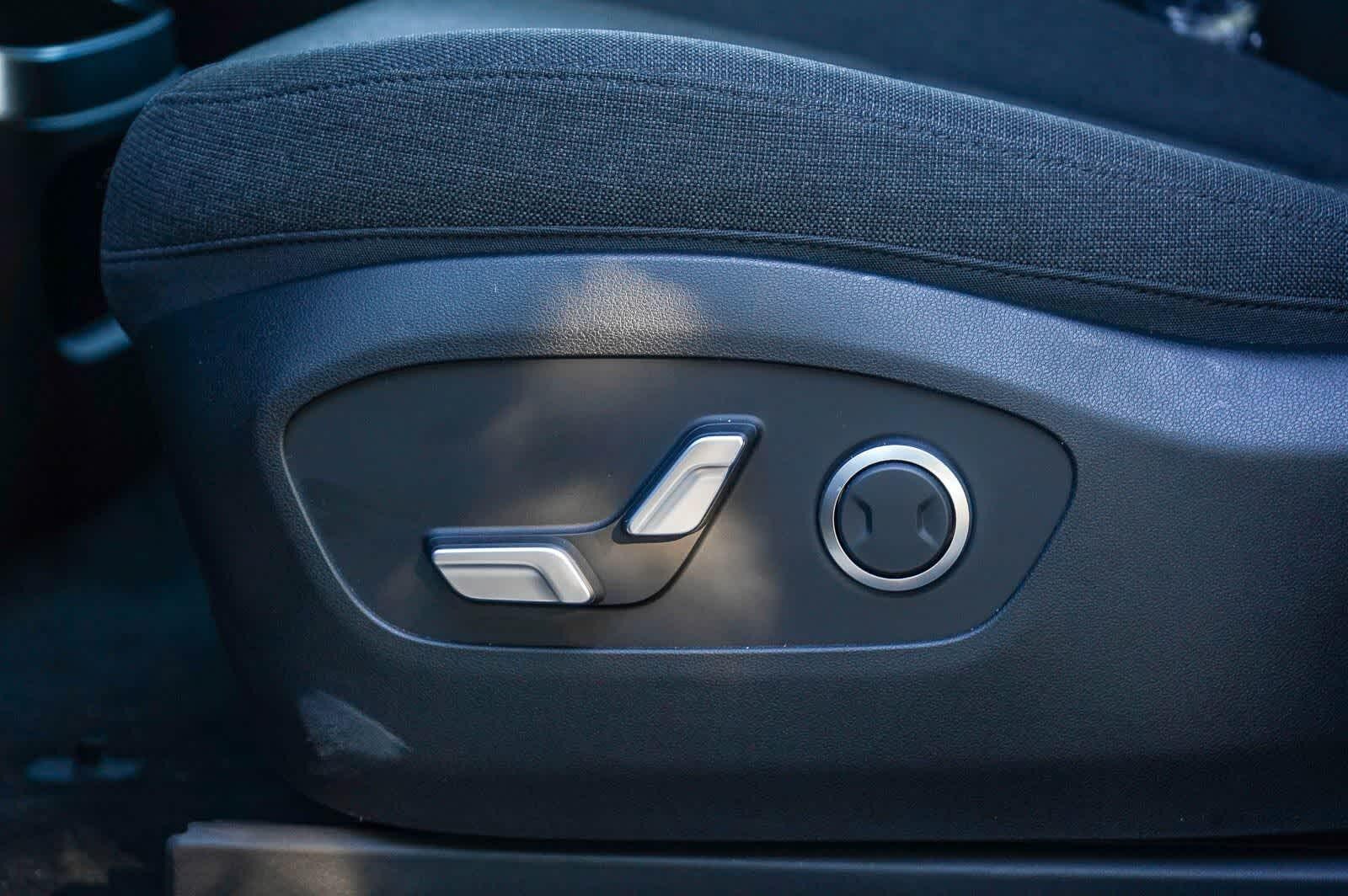 Thumbnail: 2026 Hyundai Ioniq - 22