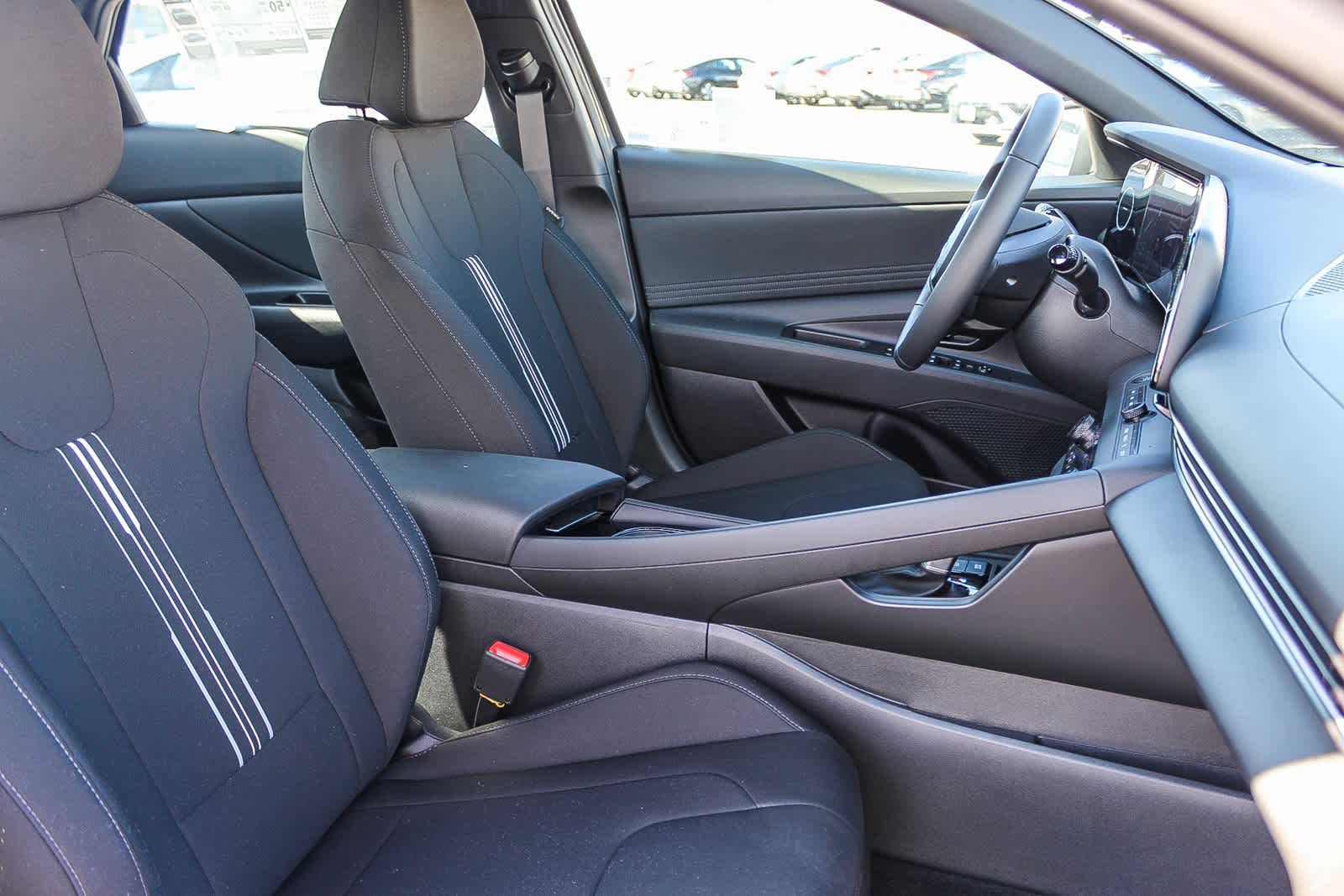 Thumbnail: 2025 Hyundai Elantra - 14