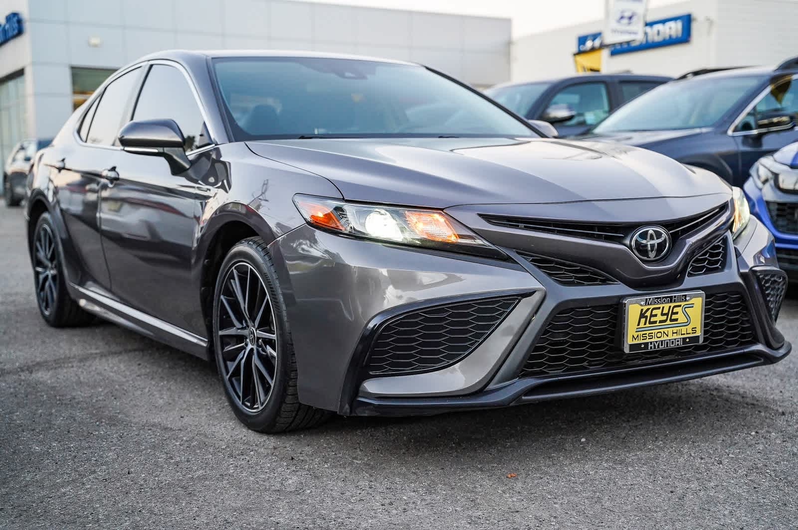 Thumbnail: 2022 Toyota Camry - 3