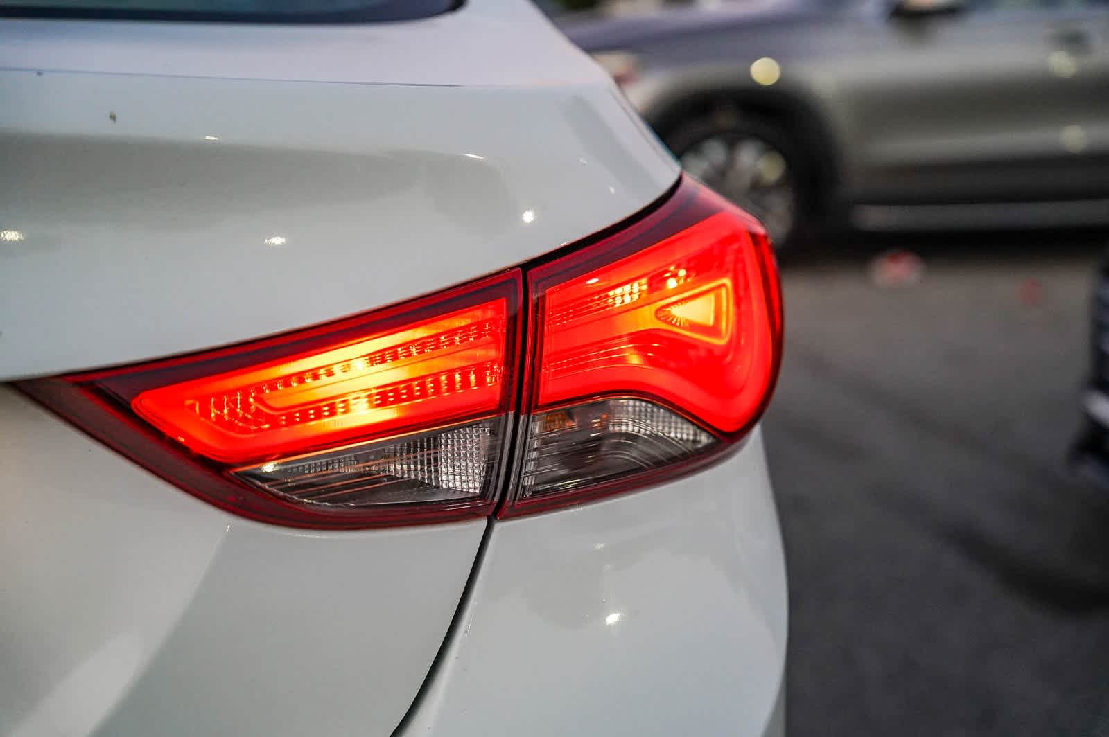 Thumbnail: 2016 Hyundai Elantra - 9