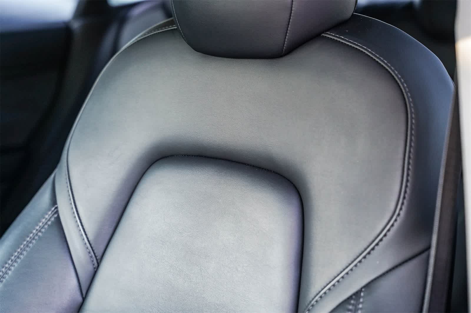 Thumbnail: 2022 Tesla Model 3 - 22