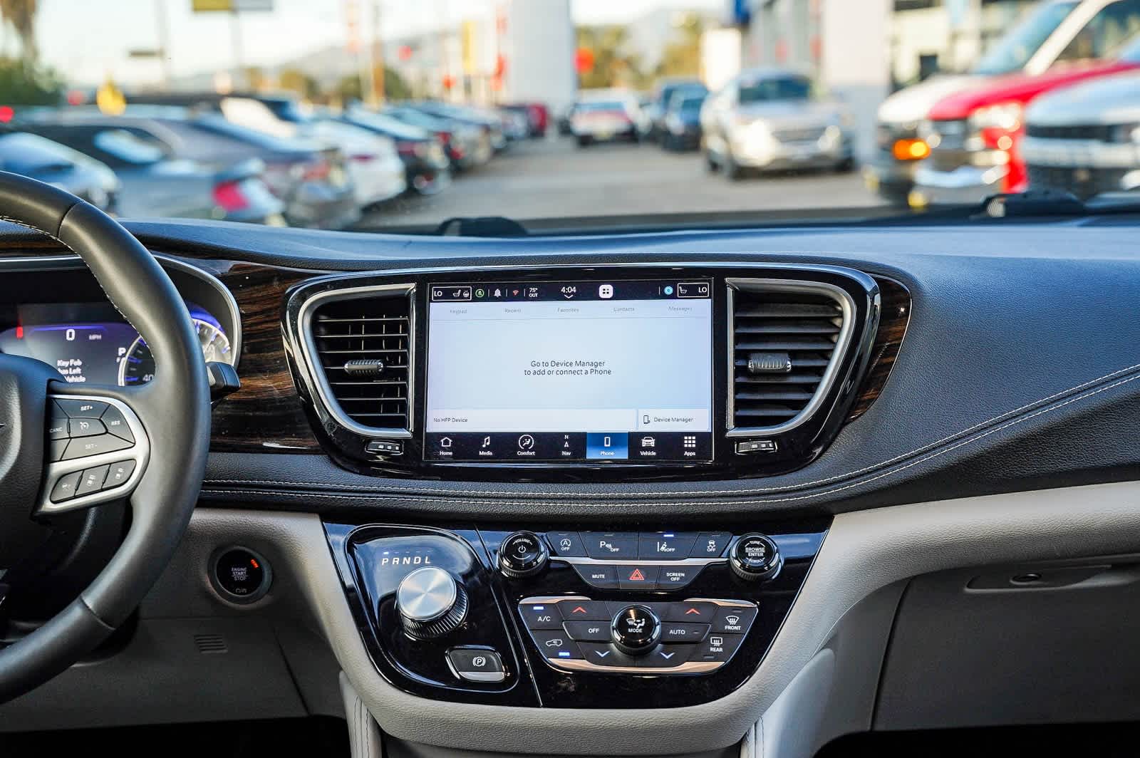 Thumbnail: 2023 Chrysler Pacifica - 13