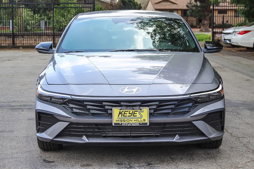 Nuevo 2025 Hyundai Elantra SEL Sport Sedan