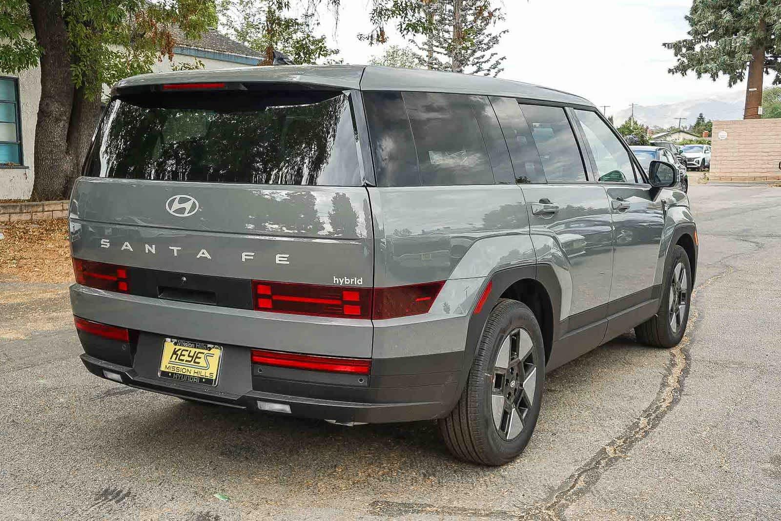 Thumbnail: 2026 Hyundai Santa Fe - 4