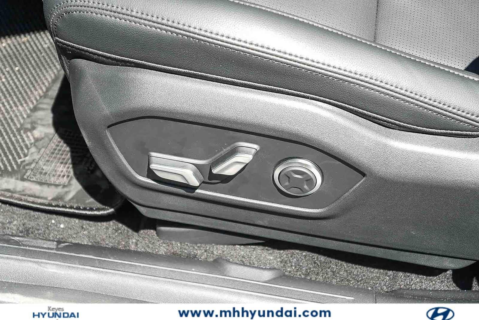Thumbnail: 2026 Hyundai Santa Fe - 24