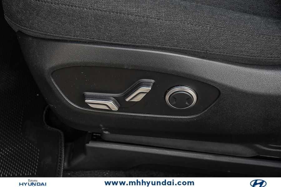Thumbnail: 2026 Hyundai Ioniq - 23