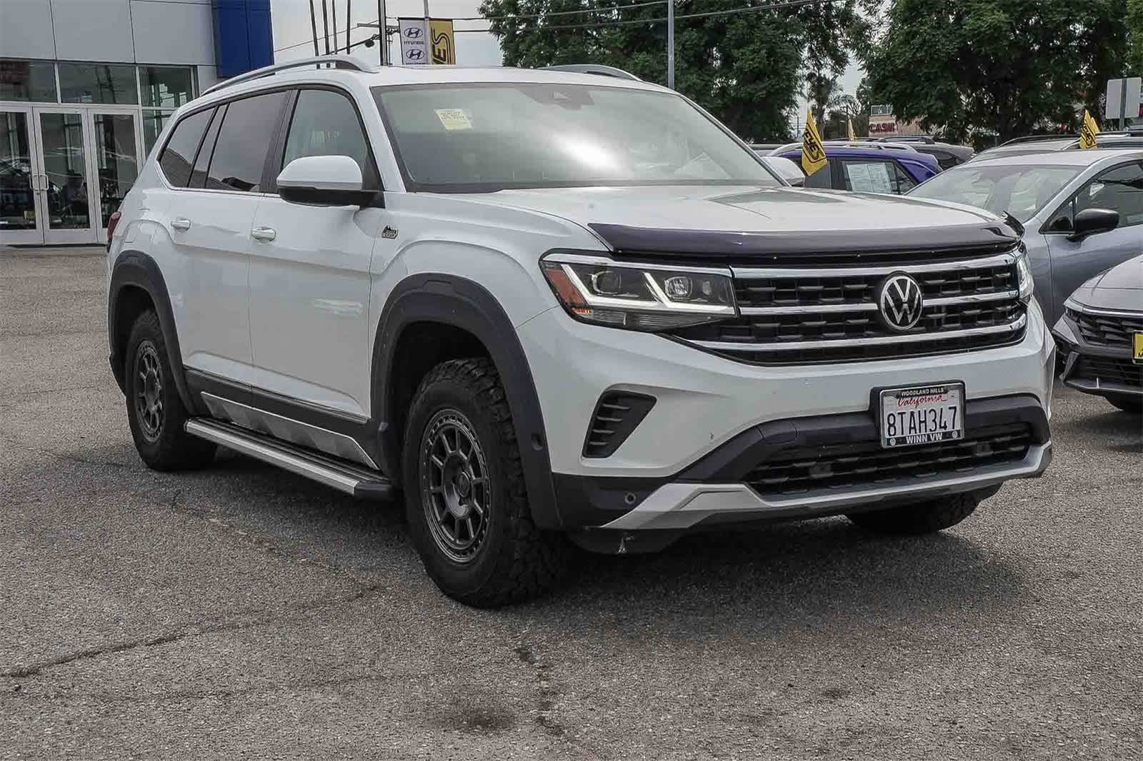 Thumbnail: 2021 Volkswagen Atlas - 3