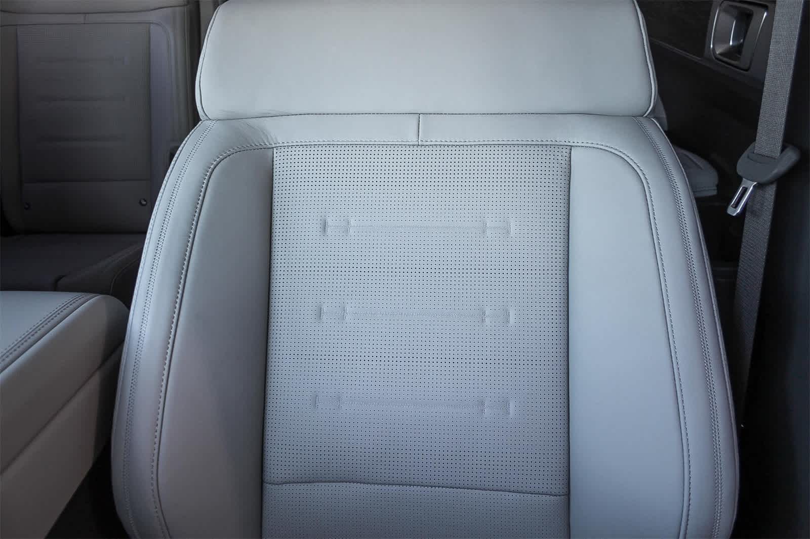 Thumbnail: 2025 Hyundai Santa Fe - 25