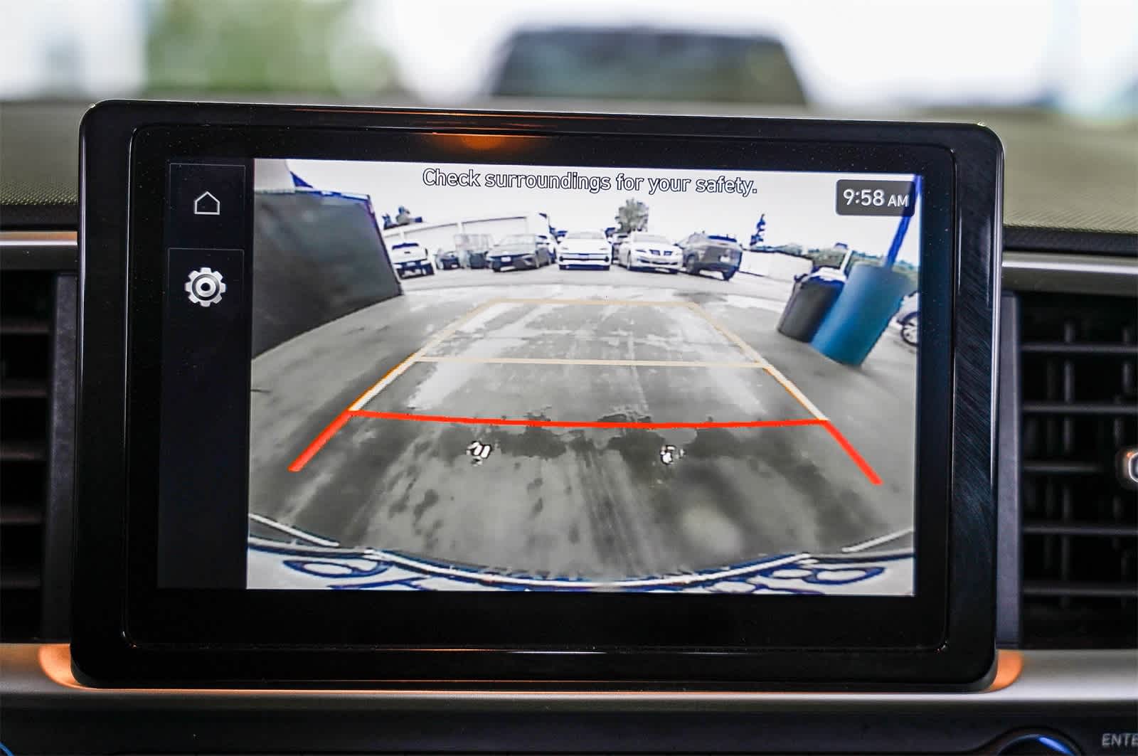 Thumbnail: 2023 Hyundai Venue - 21