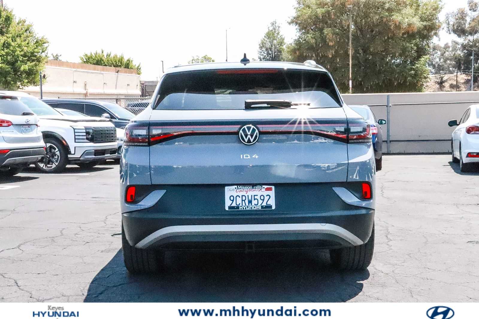 Thumbnail: 2022 Volkswagen ID.4 - 3
