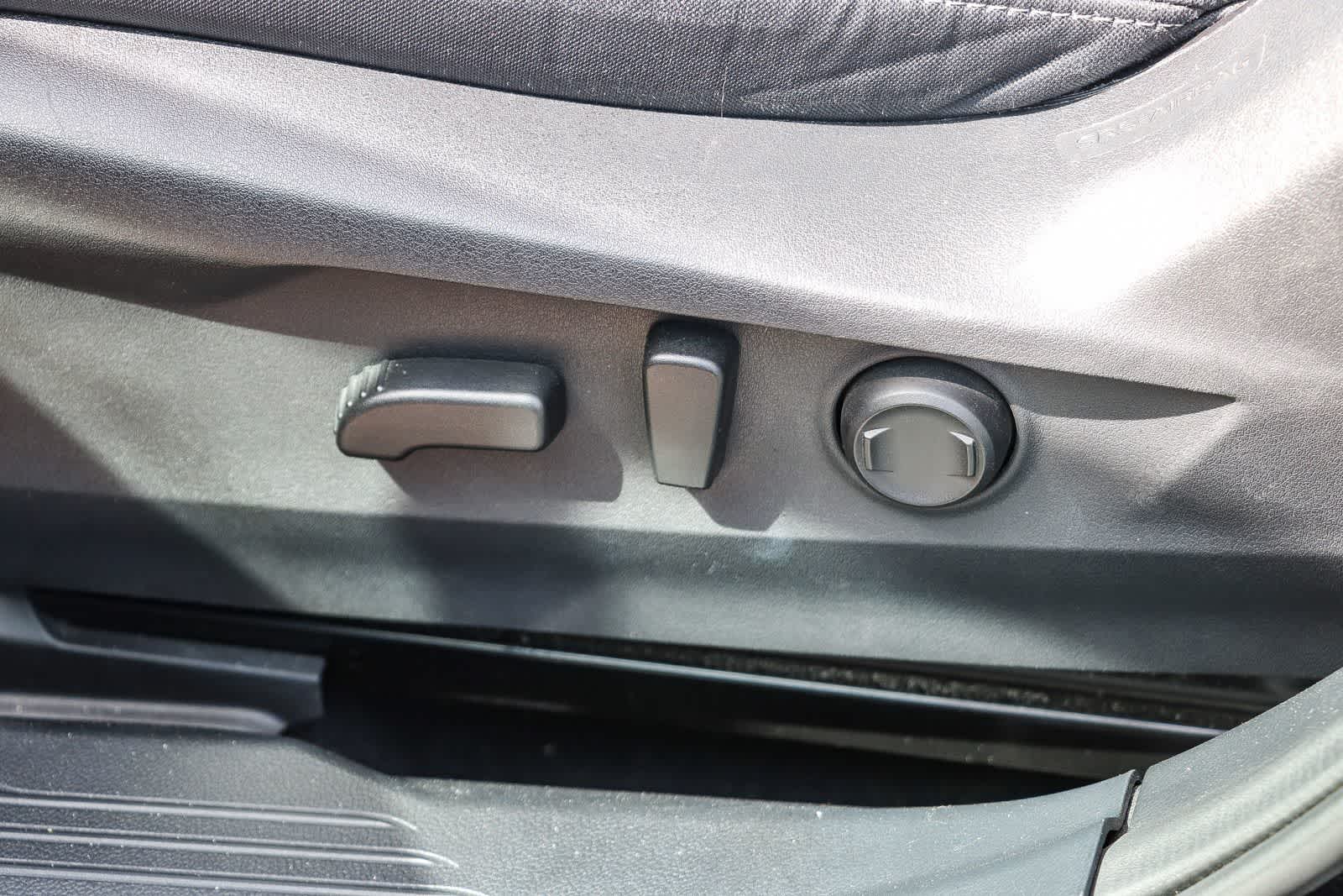 Thumbnail: 2023 Subaru Outback - 18