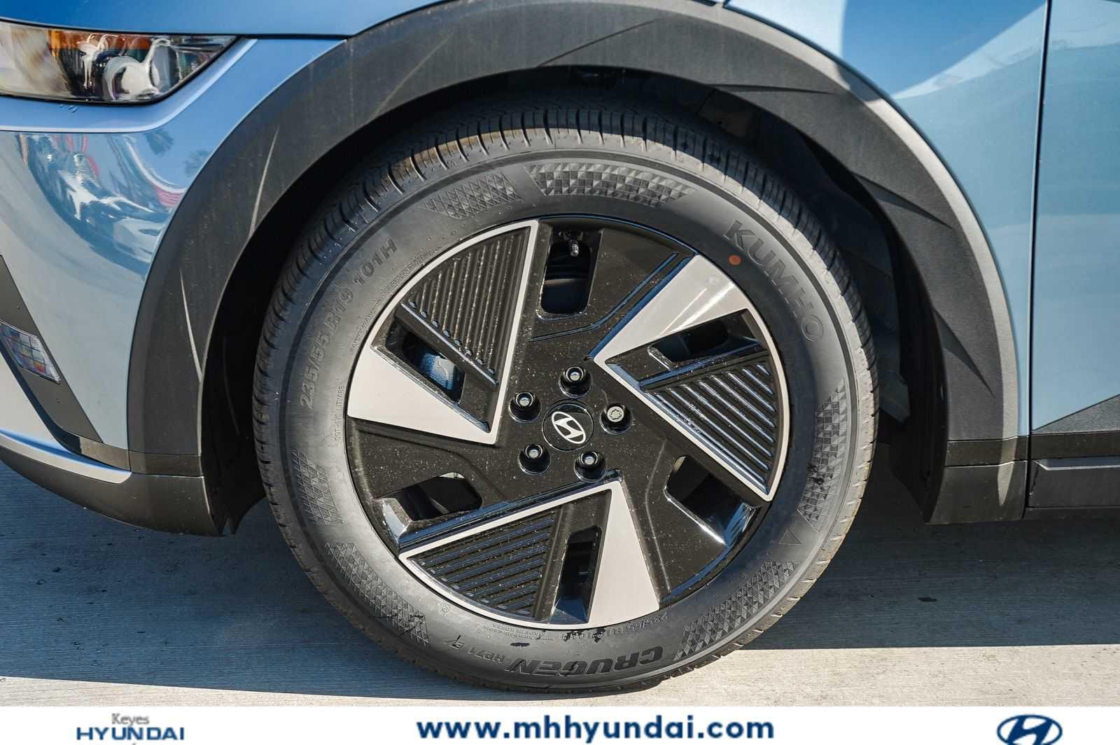 Thumbnail: 2026 Hyundai Ioniq 5 - 10