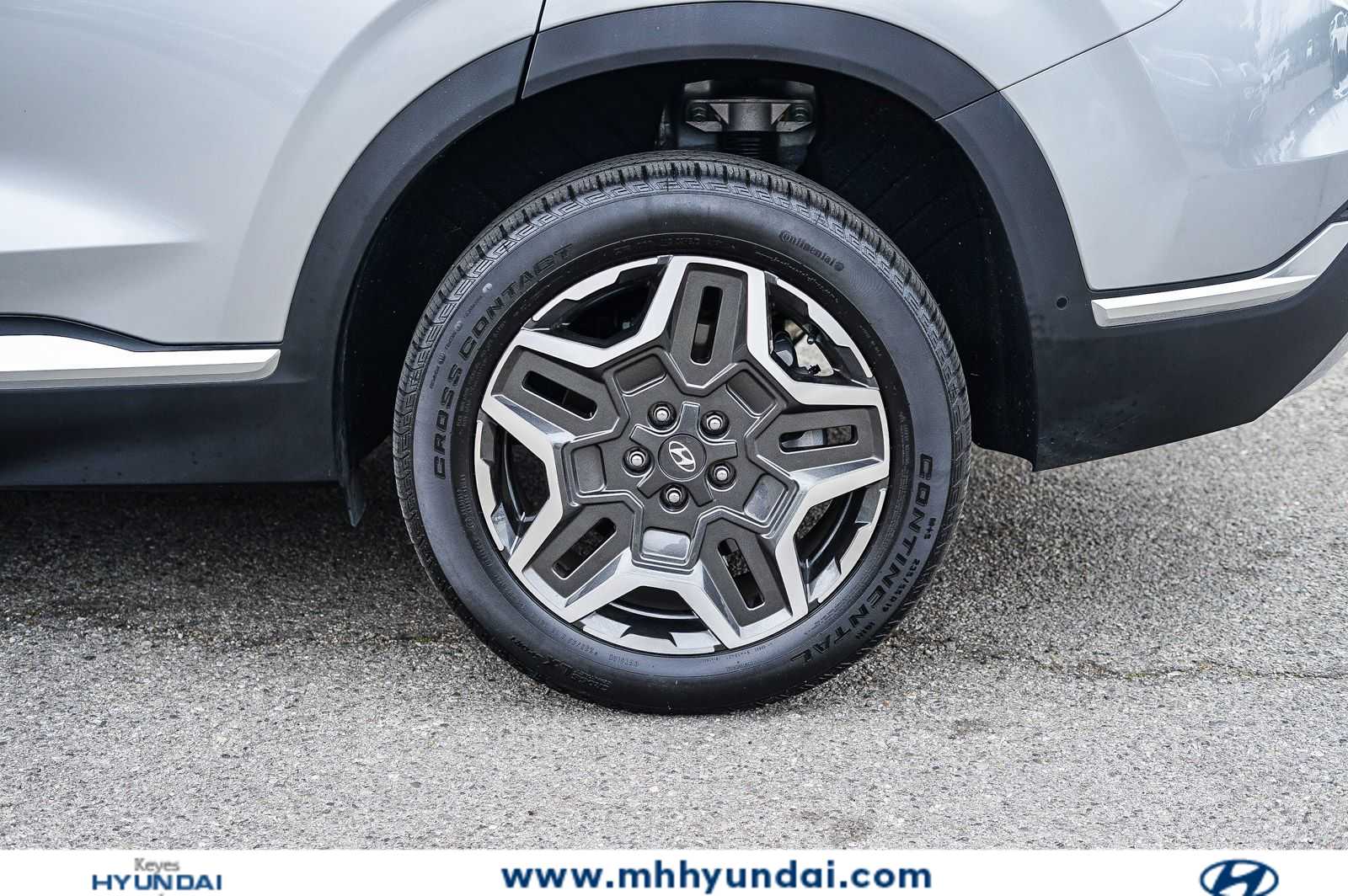 Thumbnail: 2023 Hyundai Santa Fe - 10