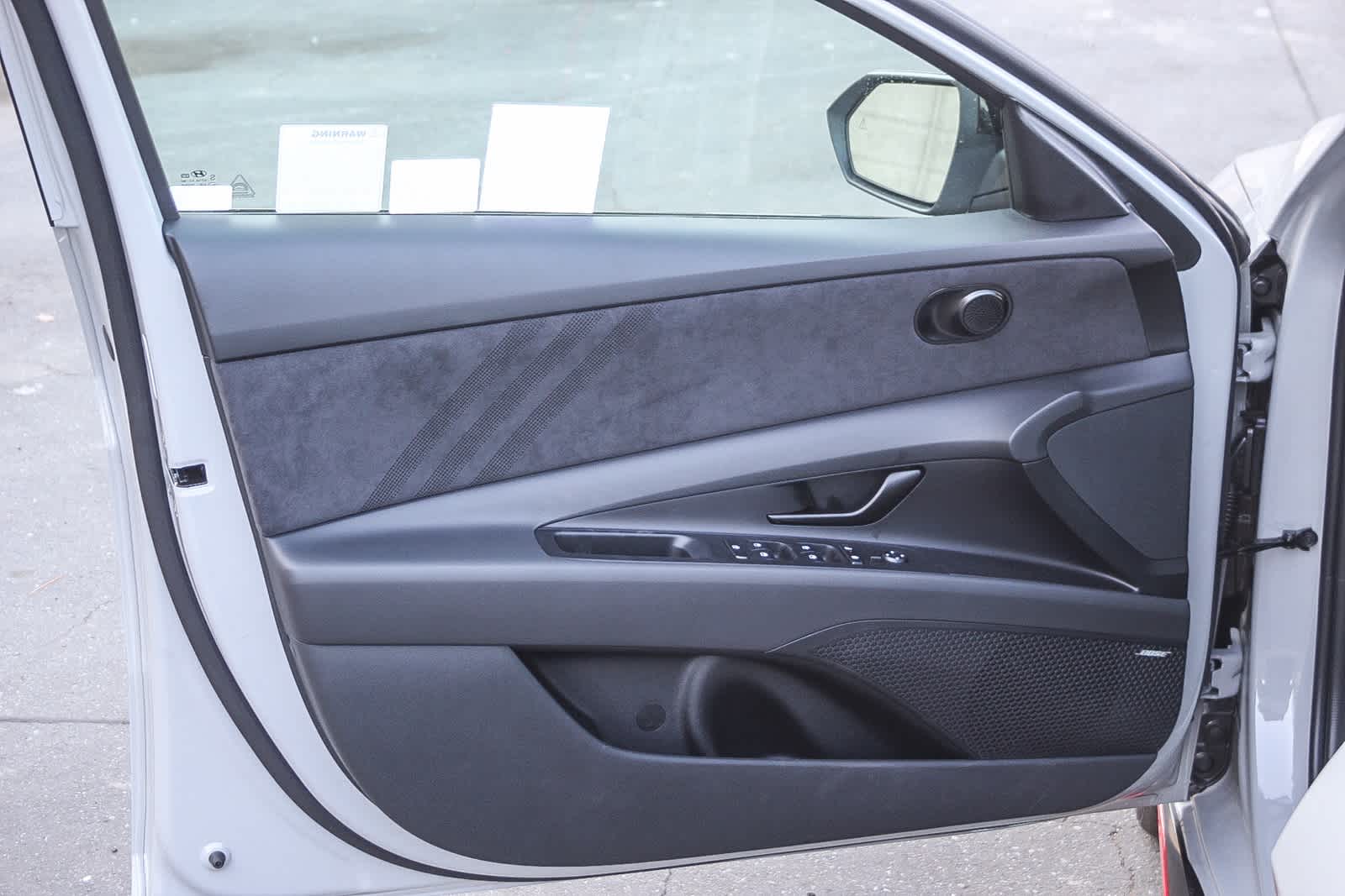 2025 Hyundai Elantra Base 22