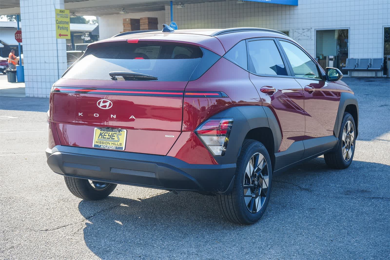 2025 Hyundai Kona SEL 4