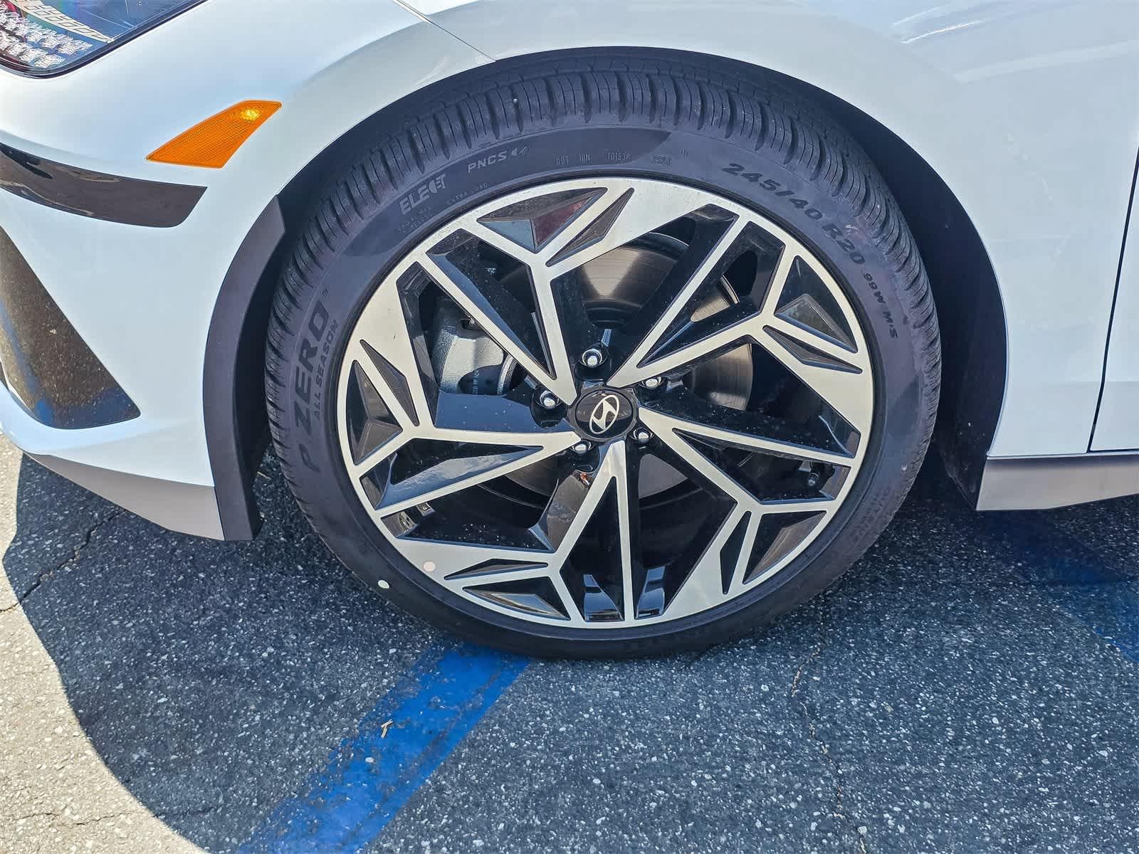 Thumbnail: 2025 Hyundai Ioniq 6 - 10