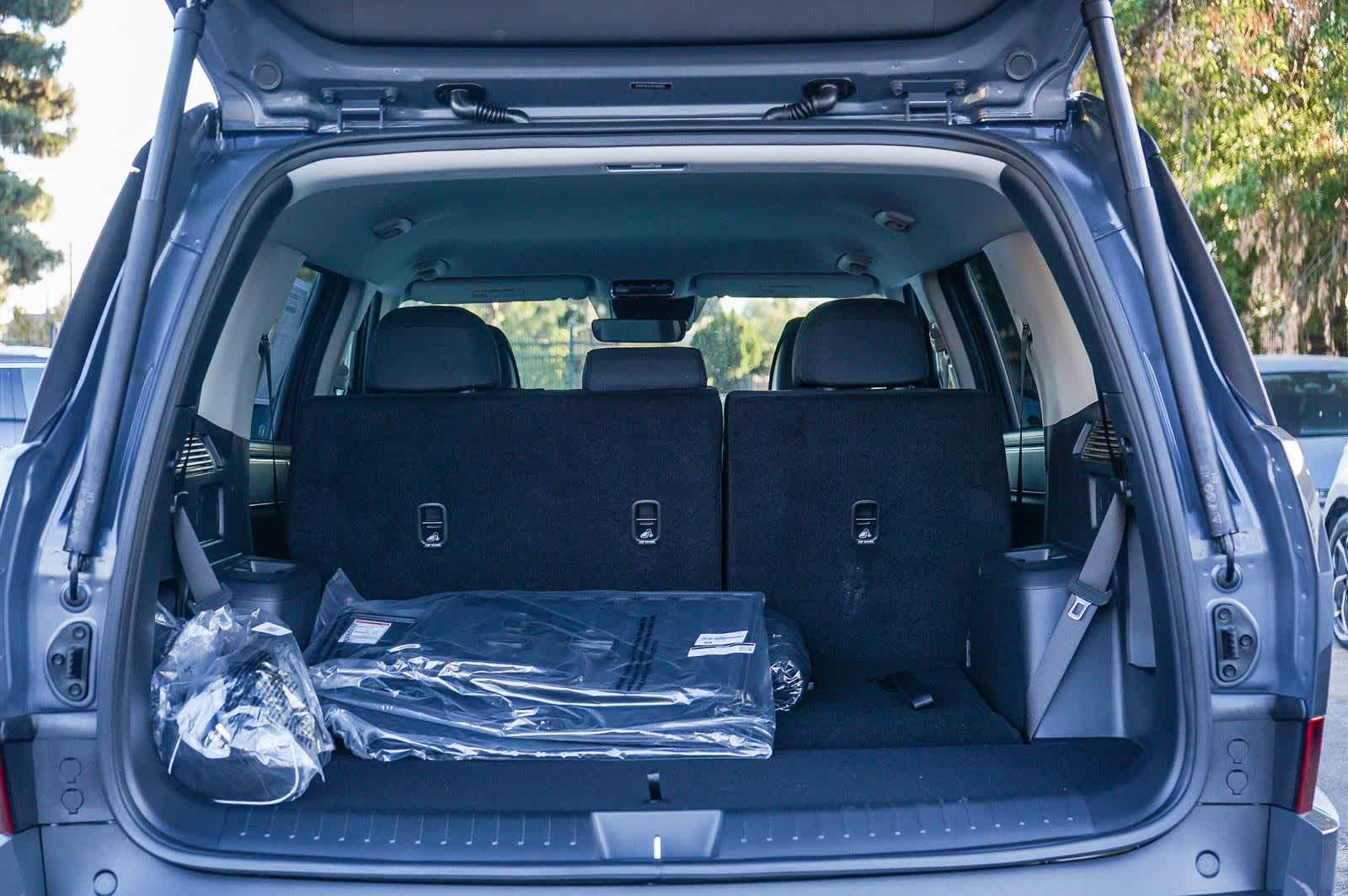 Thumbnail: 2026 Hyundai Santa Fe - 10