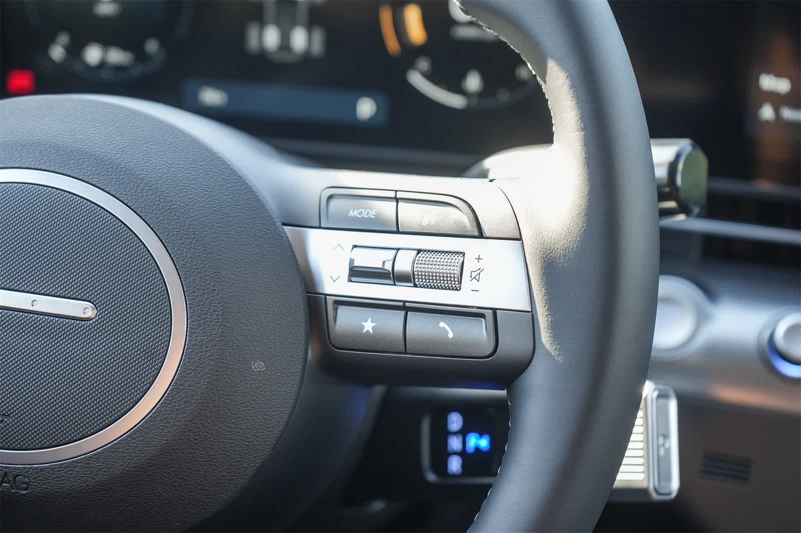 2025 Hyundai Kona SEL 22