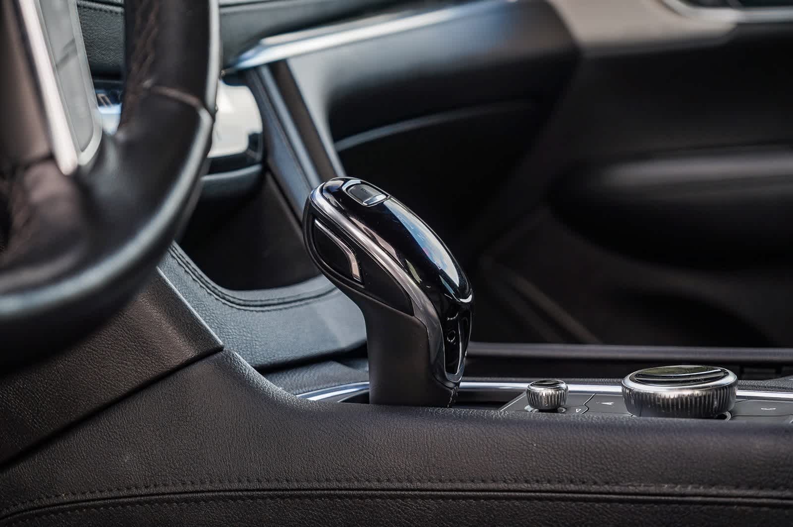 Thumbnail: 2022 Cadillac XT5 - 17