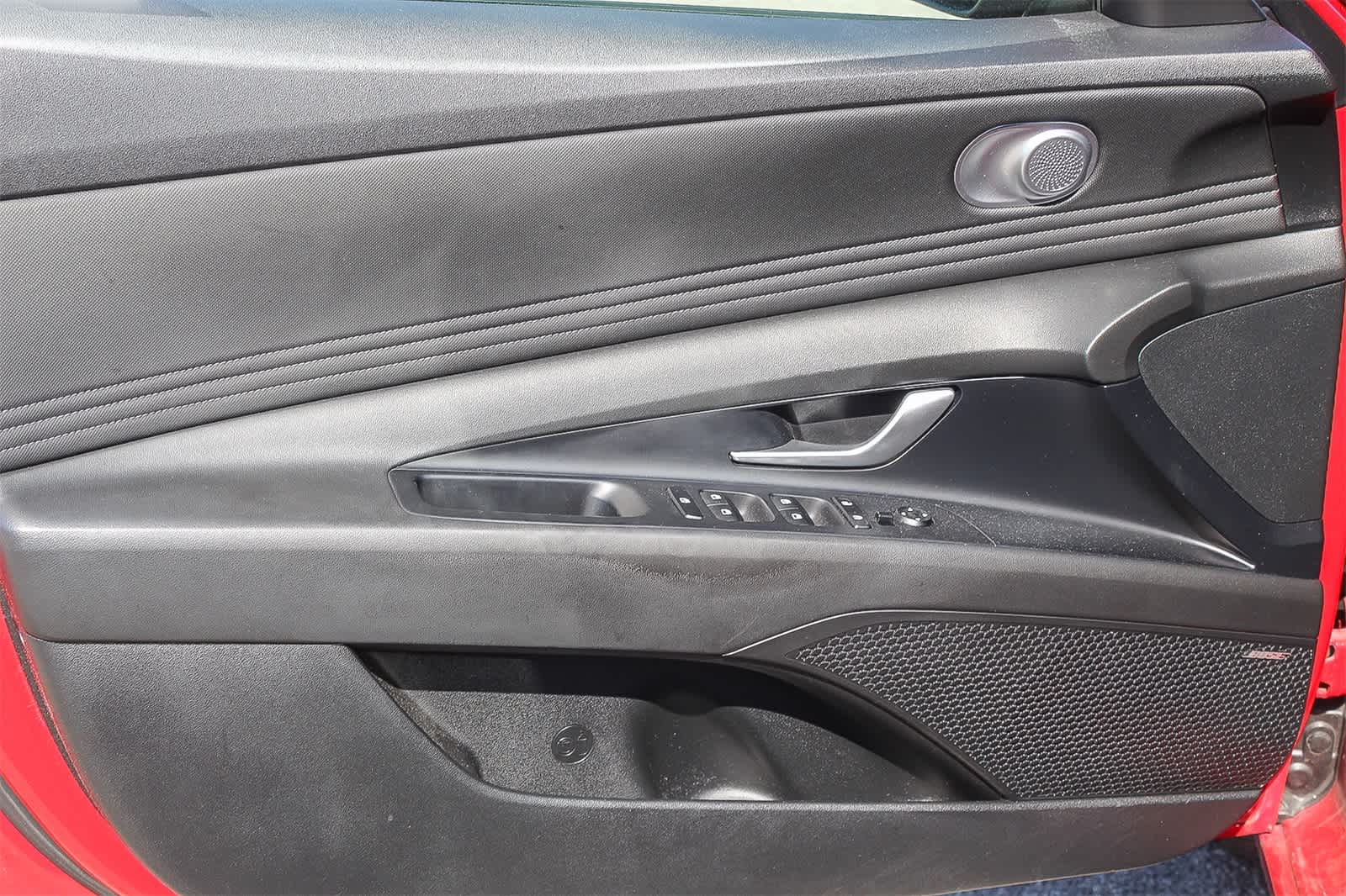 Thumbnail: 2022 Hyundai Elantra - 21