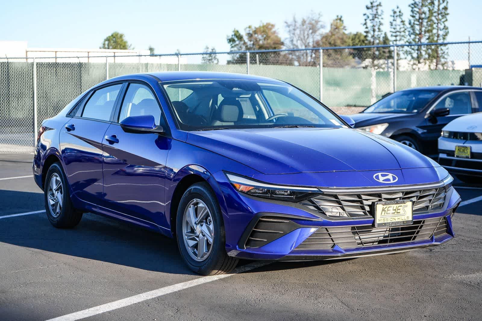 Thumbnail: 2026 Hyundai Elantra - 3