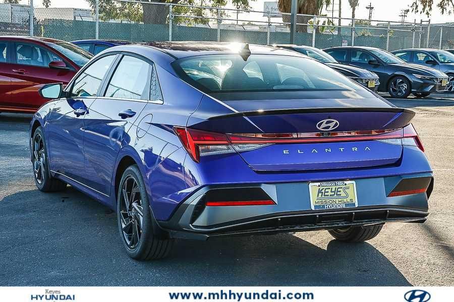 Thumbnail: 2026 Hyundai Elantra - 6