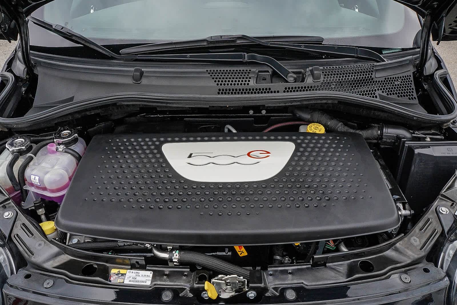 Thumbnail: 2019 Fiat 500e - 24