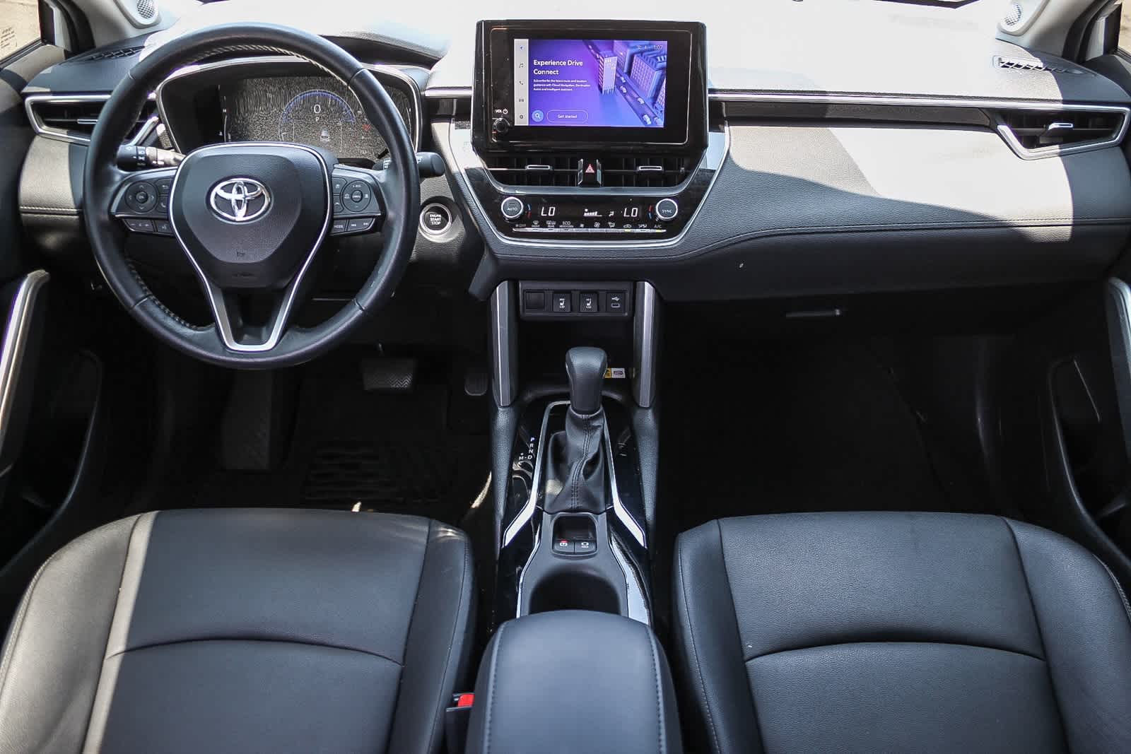 2023 Toyota Corolla Cross XLE 15