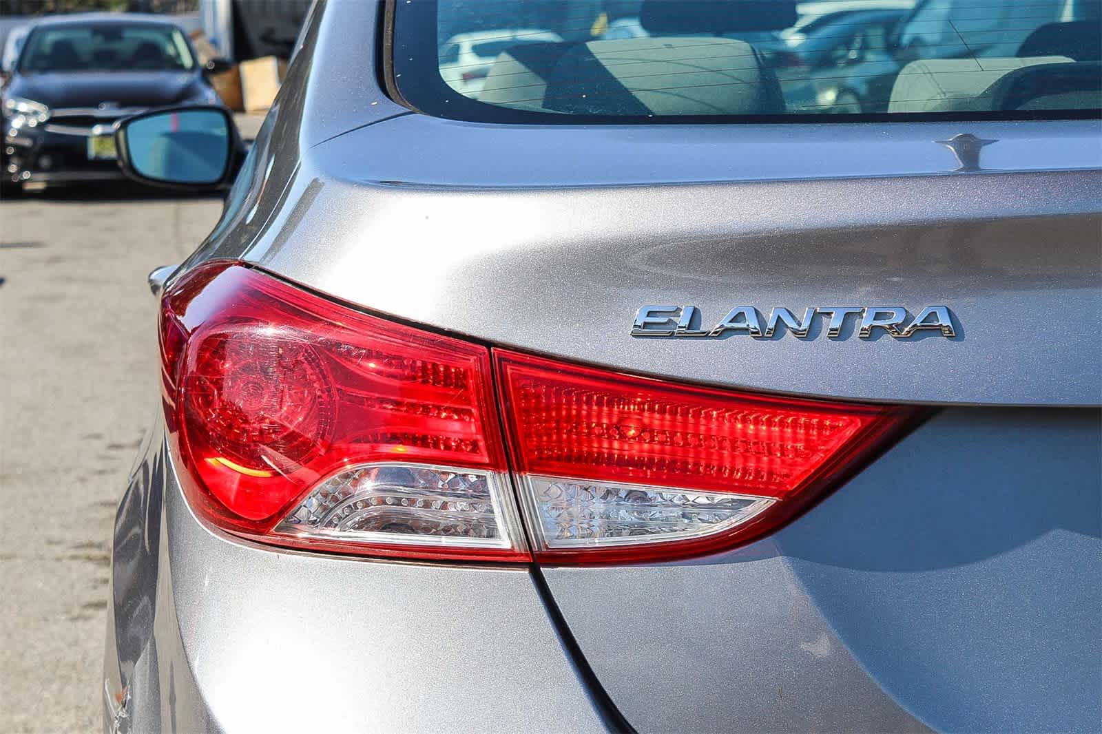 Thumbnail: 2012 Hyundai Elantra - 7