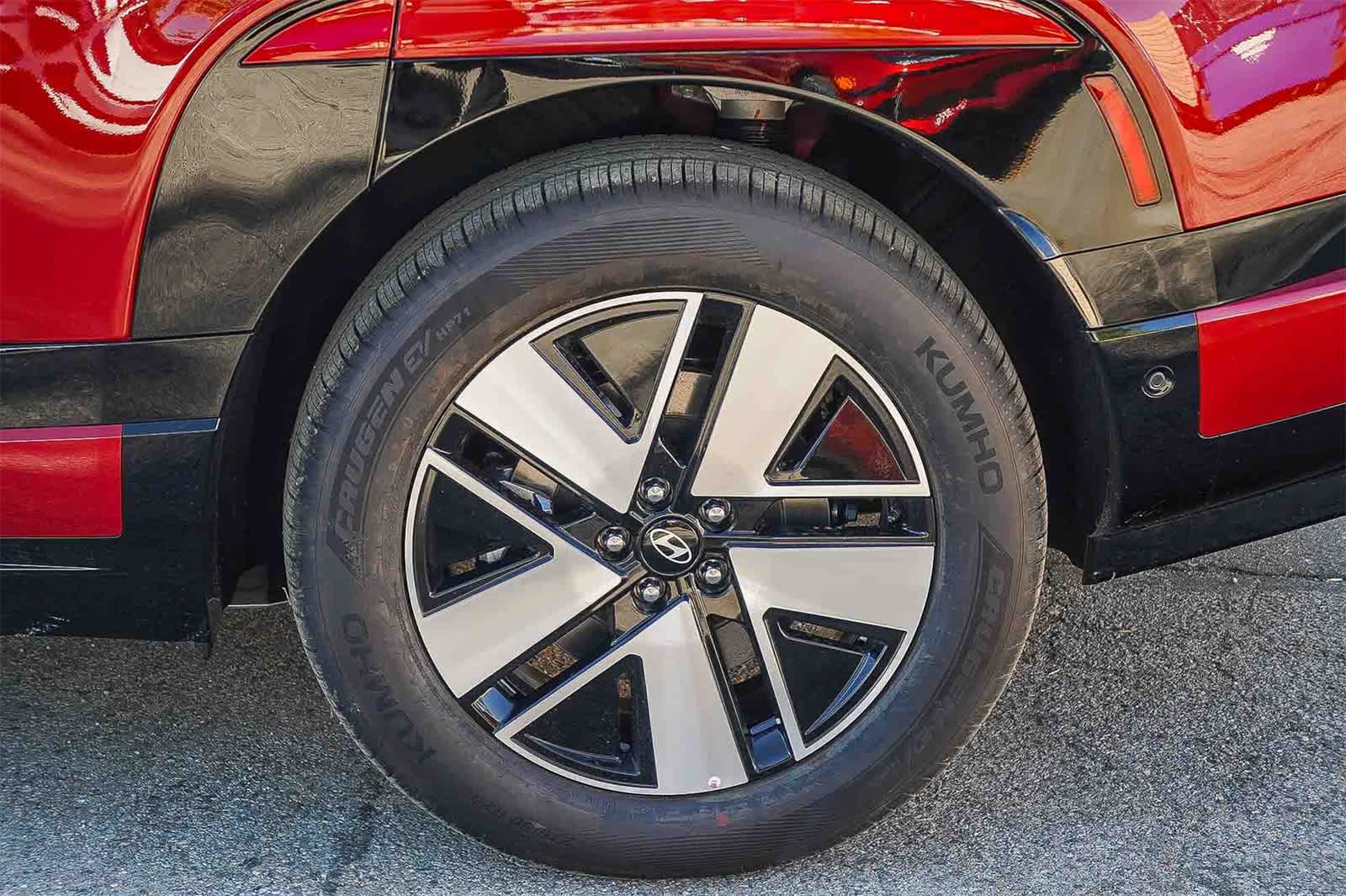 Thumbnail: 2026 Hyundai Ioniq - 11