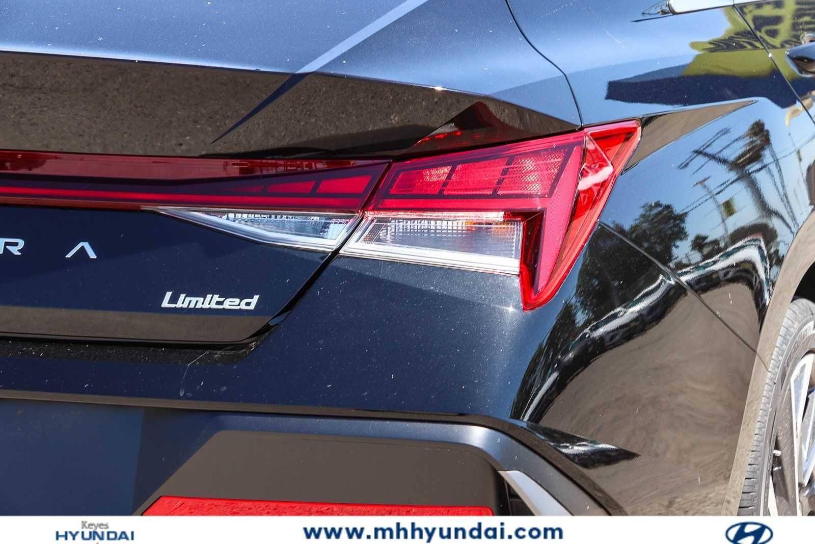 Thumbnail: 2026 Hyundai Elantra - 10
