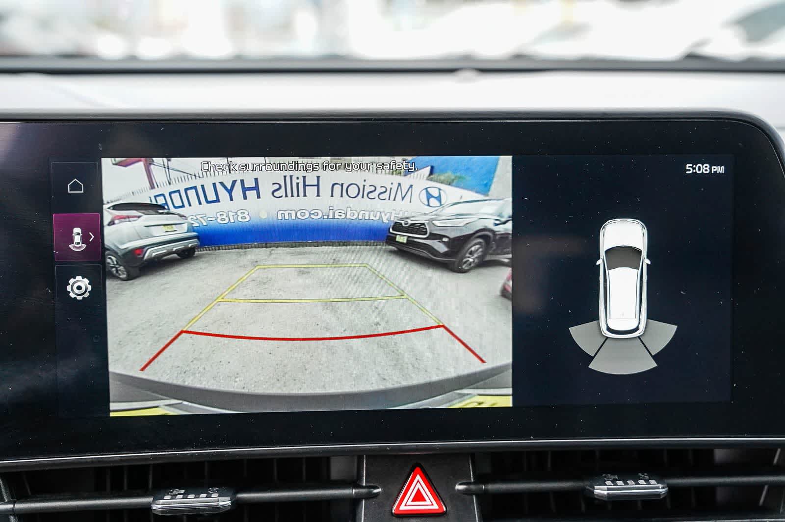 Thumbnail: 2023 Kia Sportage - 22