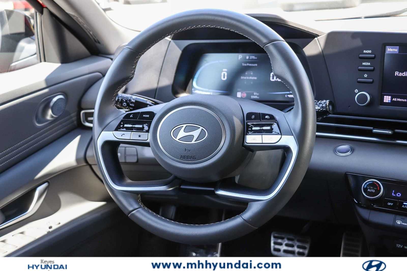 Thumbnail: 2025 Hyundai Elantra - 13