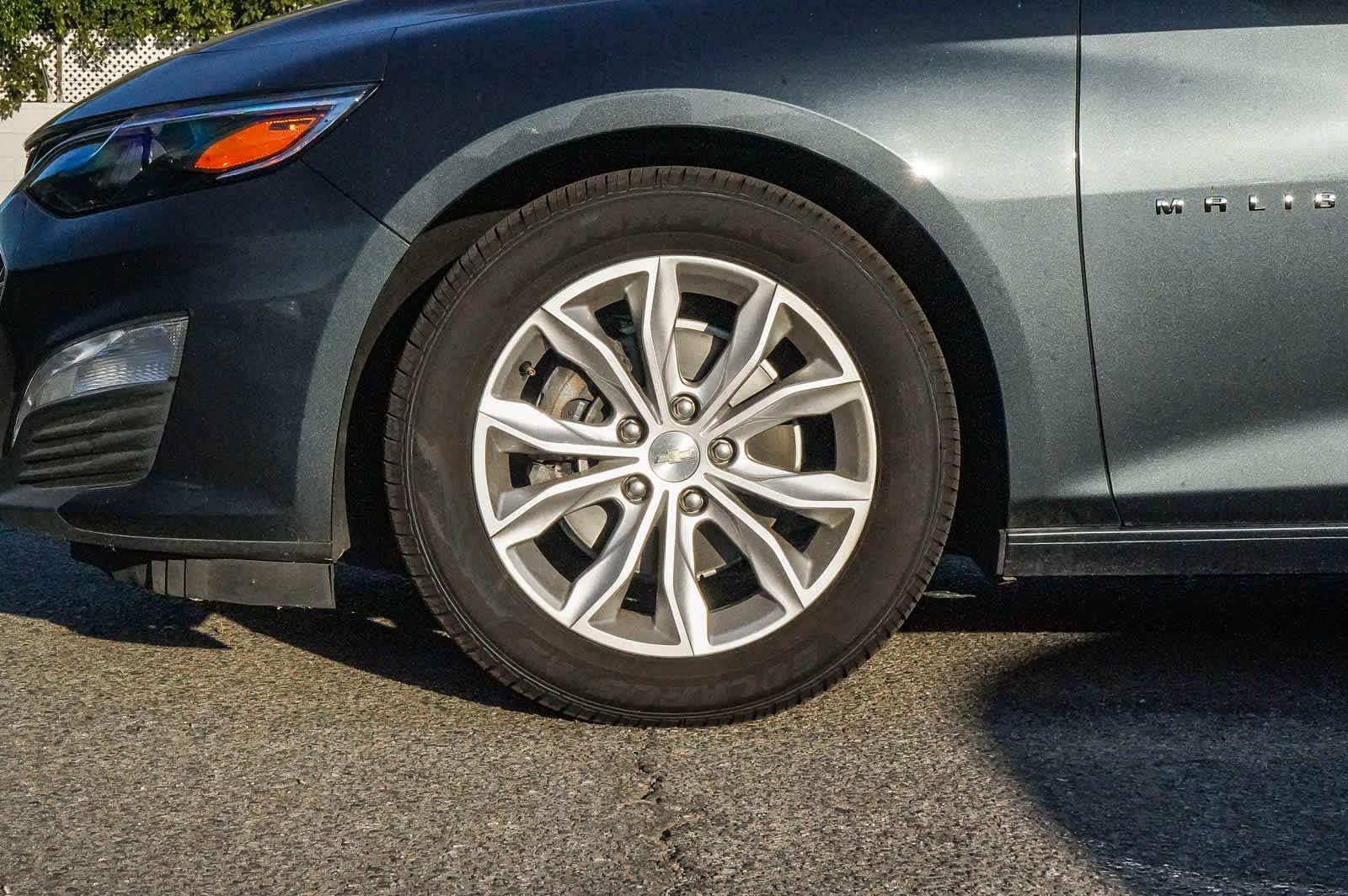 Thumbnail: 2020 Chevrolet Malibu - 8