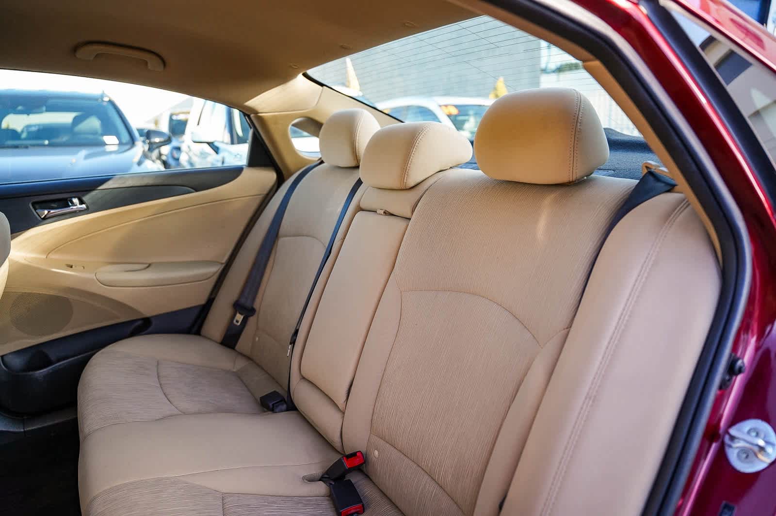 Thumbnail: 2012 Hyundai Sonata - 18