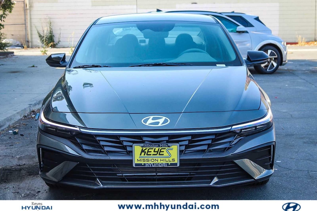 New 2025 Hyundai Elantra SEL Sport Sedan
