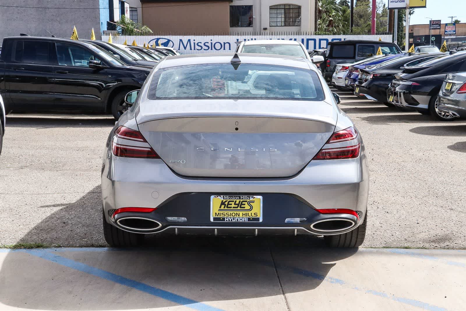 Thumbnail: 2026 Genesis G70 - 3