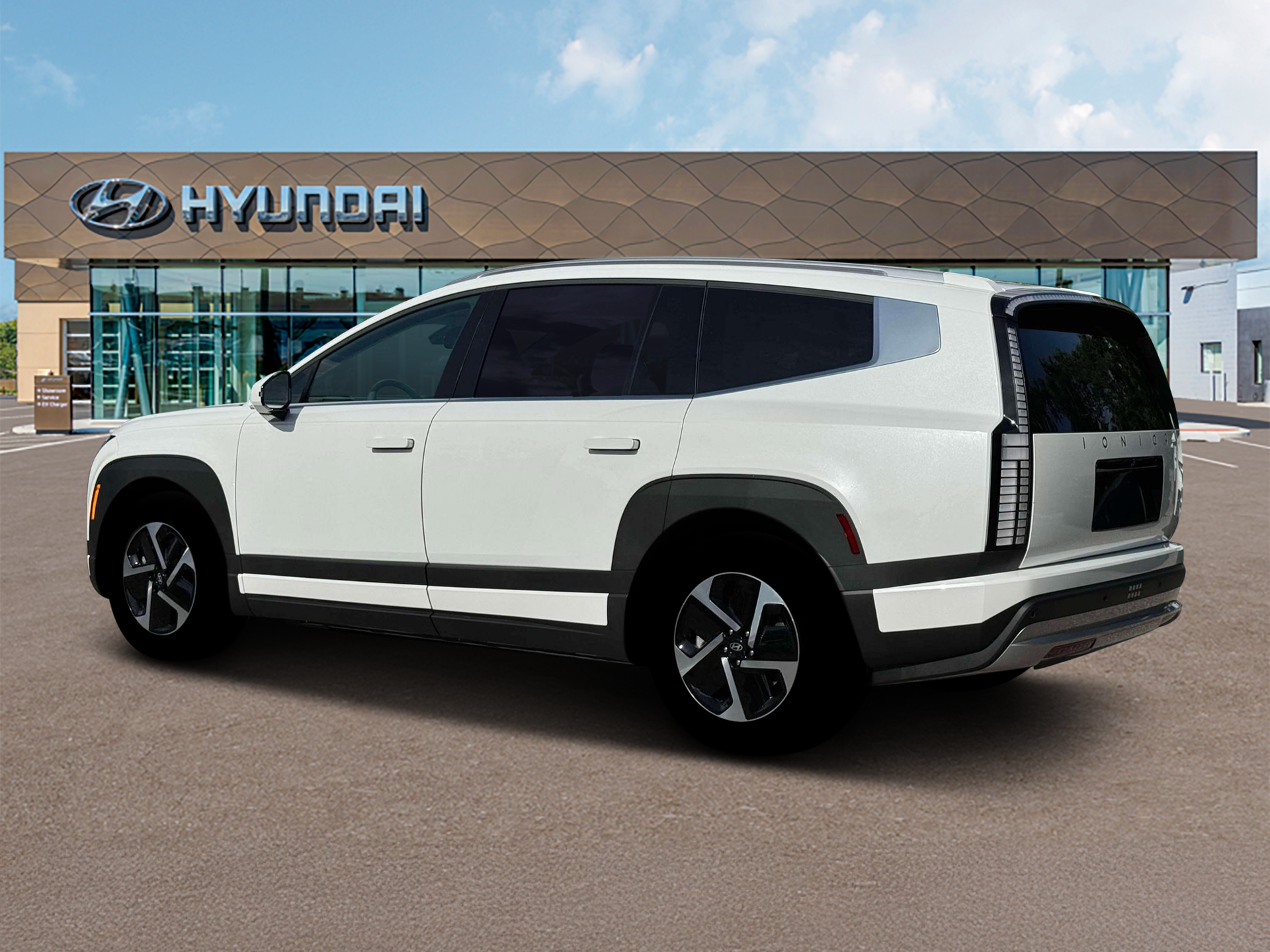 Thumbnail: 2026 Hyundai Ioniq - 4